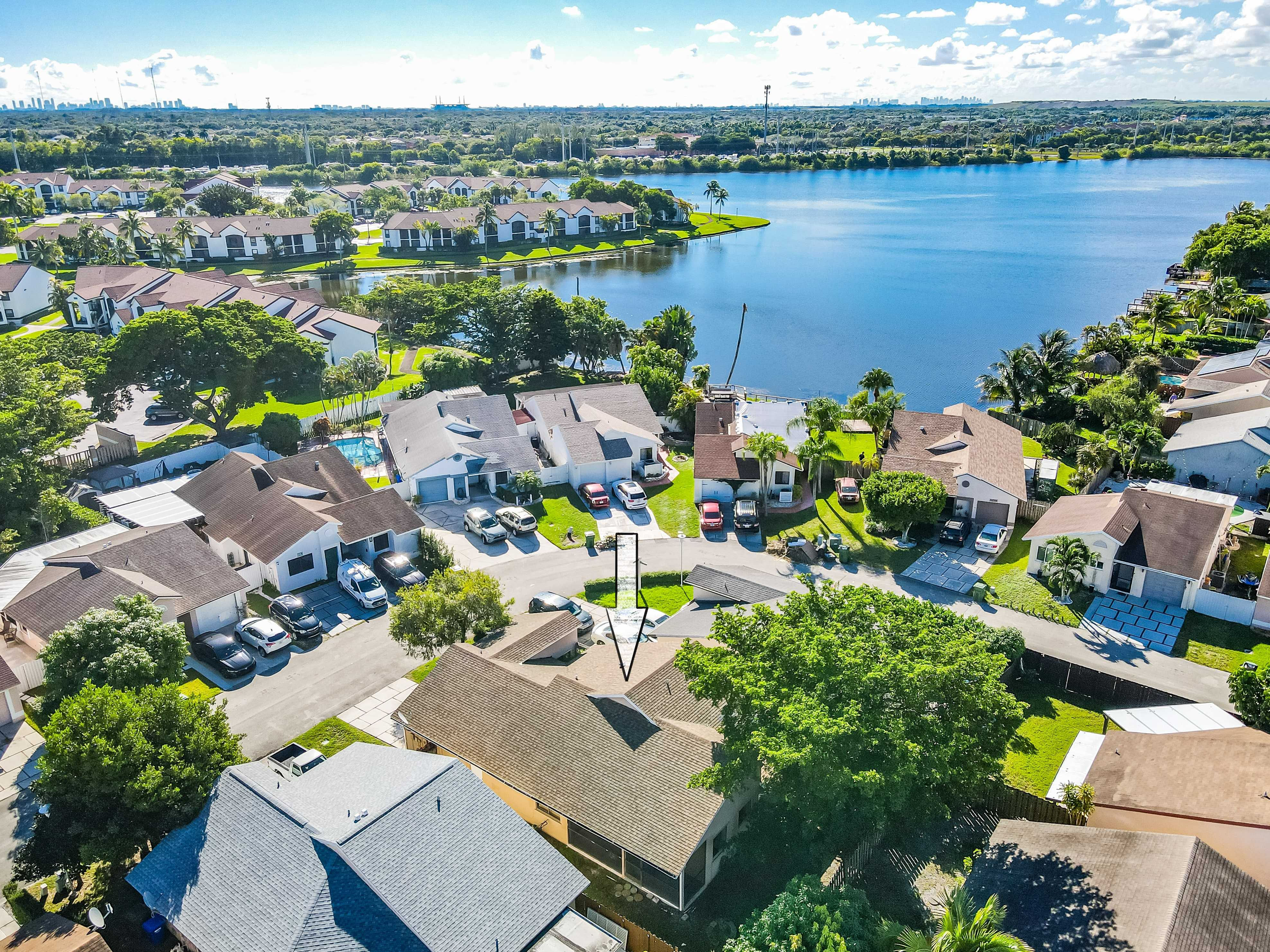 950 Northwest 108th Avenue, Pembroke Pines, FL, USA, Pembroke Pines, FL, 33026 - Thumbnail 4