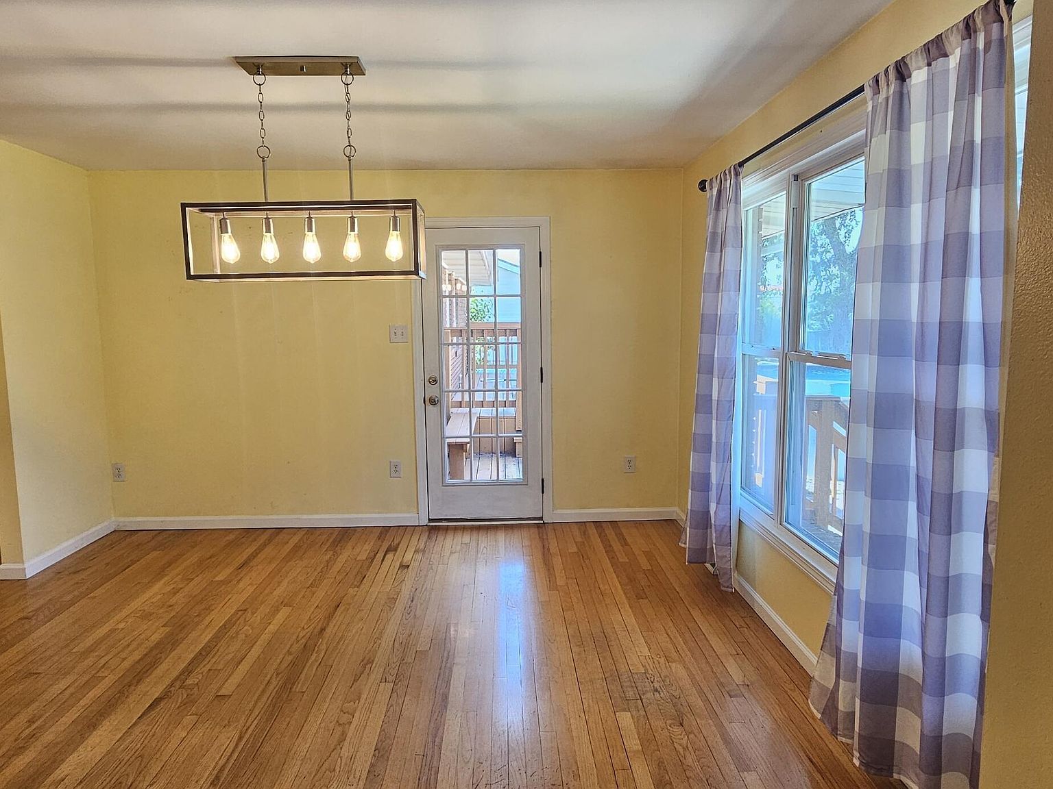 25 Louise Dr Latham, NY 12110 - Thumbnail 4