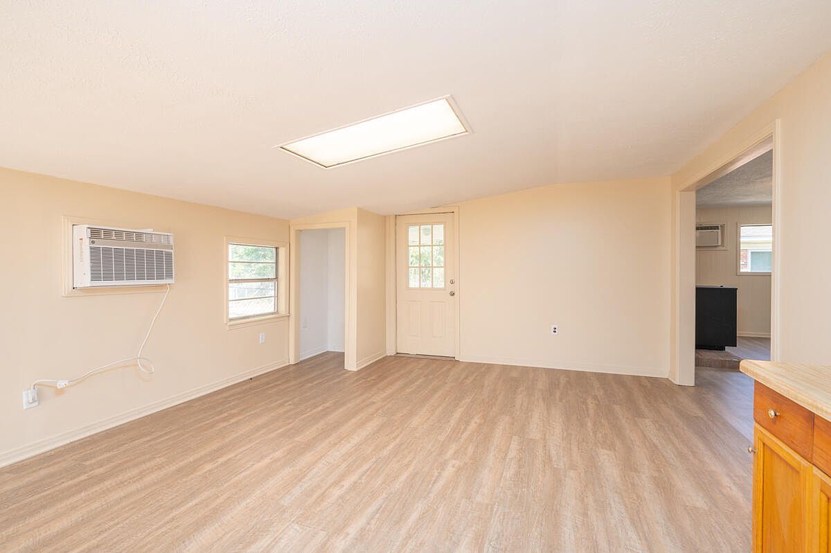 721 Cypress St Columbus, MS 39702 - Thumbnail 4