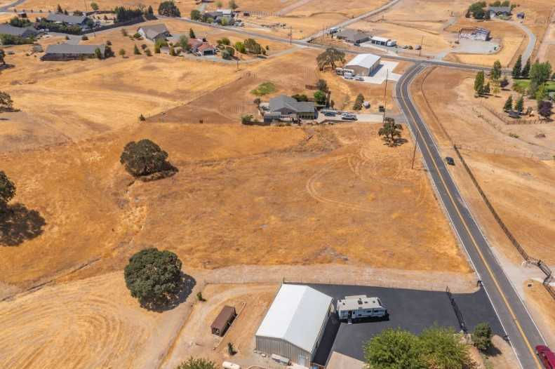 4090 Beaver Rd, Ione, CA 95640 - Thumbnail 5