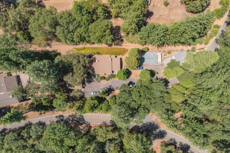 13915 Irish Town Road, Pine Grove, CA 95665 - Thumbnail 5