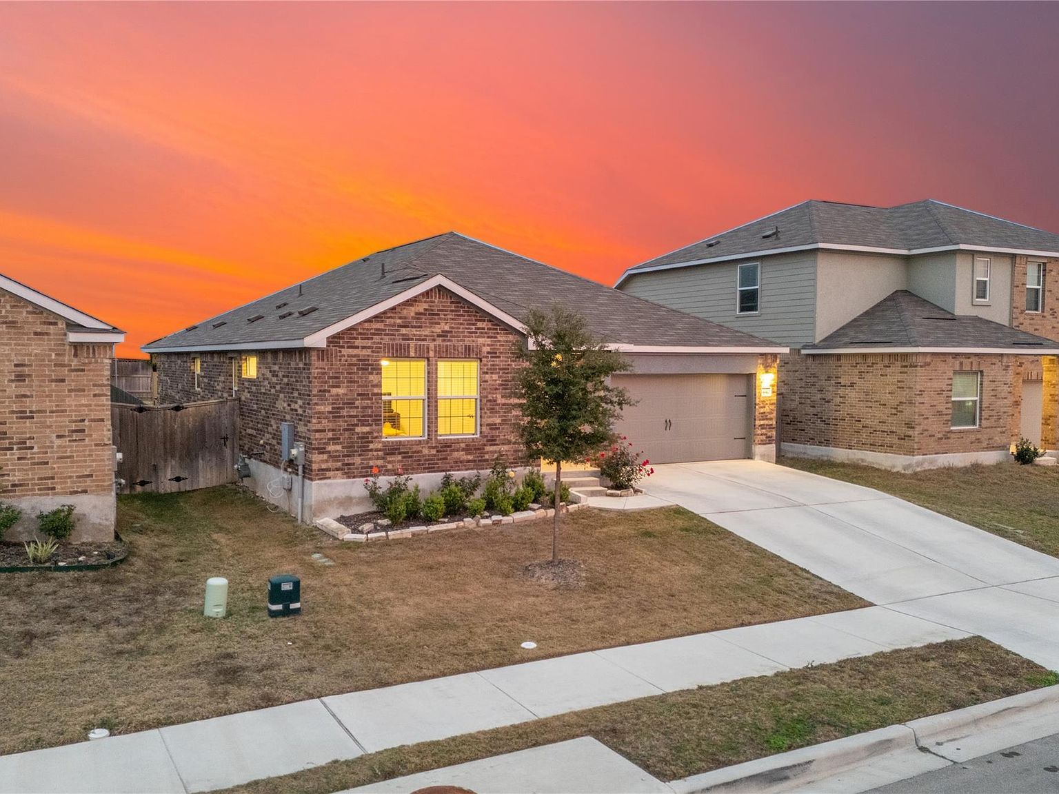 440 Sebring Cir Hutto, TX 78634 - Thumbnail 4