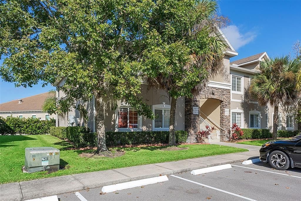 1231 Godavari Way #101 Wesley Chapel, FL 33543 - Thumbnail 4