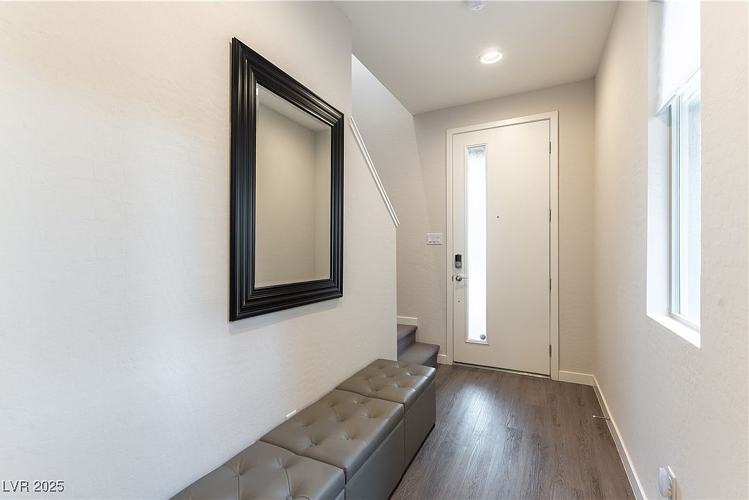 7027 Amethyst Peak St Spring Valley, NV 89148 - Thumbnail 4