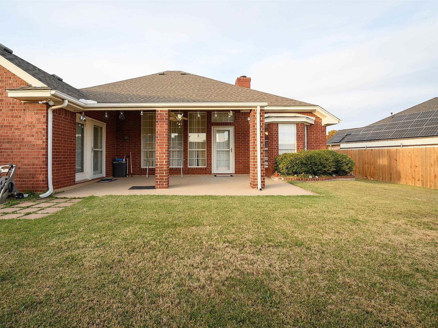 3022 Whitehall Ln Wichita Falls, TX 76309 - Thumbnail 4
