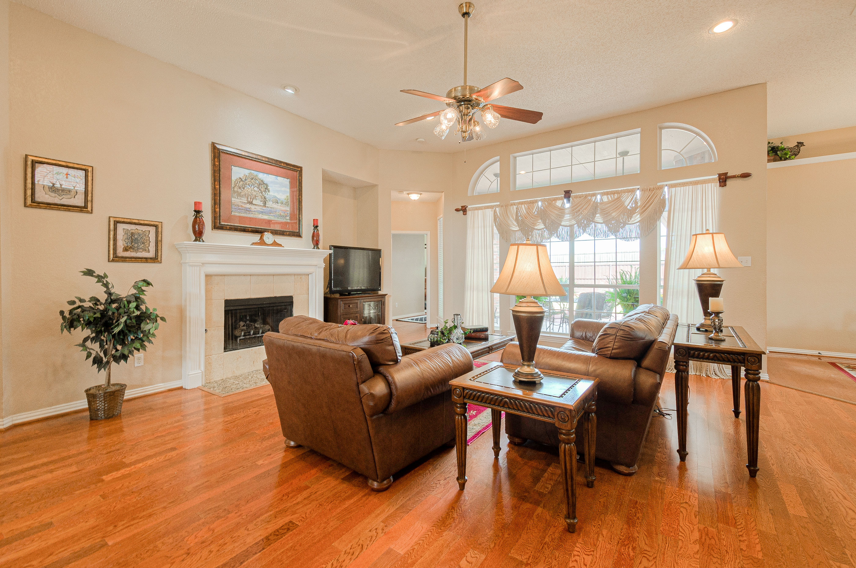 2701 Chinkapin Lane, Rowlett, TX, USA, 75089 - Thumbnail 4