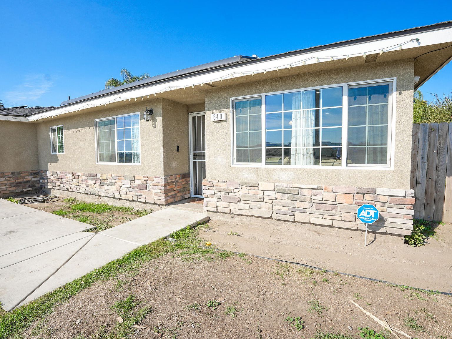 840 E Bardsley Ave Tulare, CA 93274 - Thumbnail 4