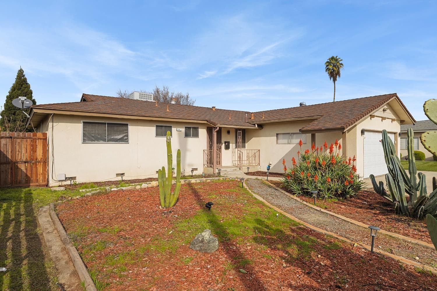 741 W Holland Ave Clovis, CA 93612 - Thumbnail 4