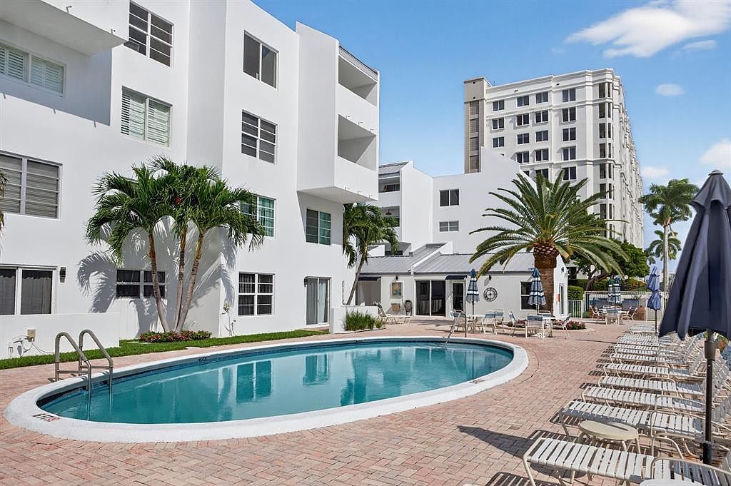 2850 NE 14th Street Cswy APT 107 Pompano Beach, FL 33062 - Thumbnail 4