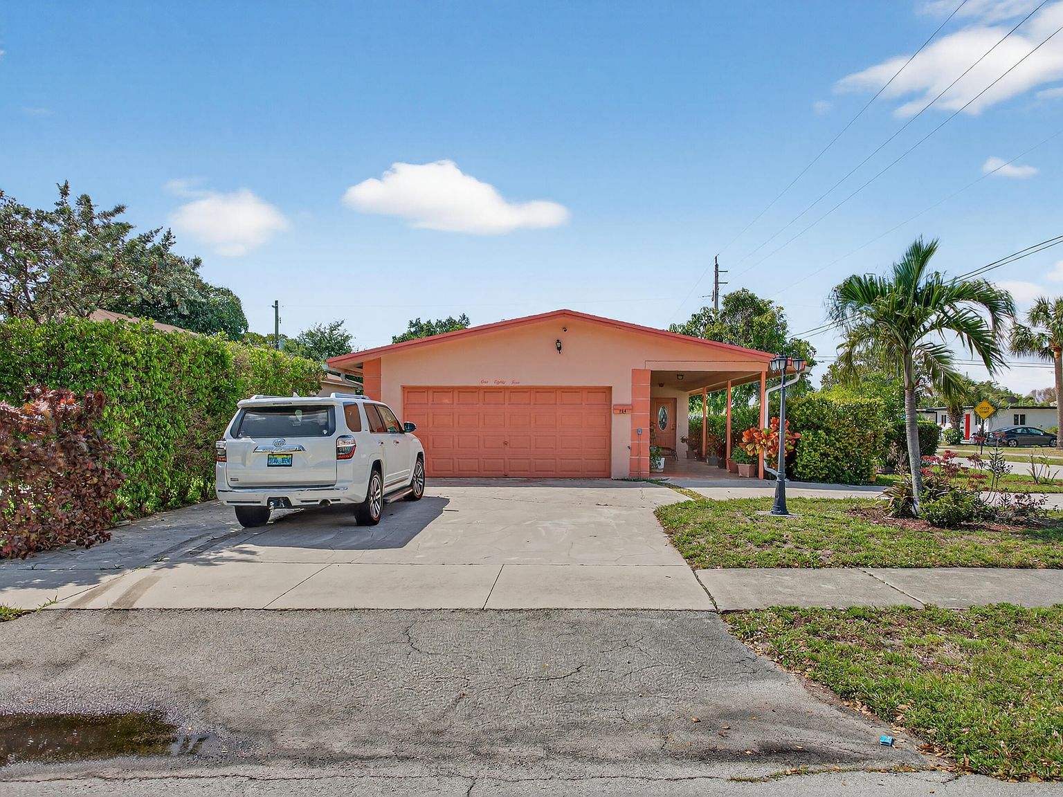 184 SW 2nd Ct Deerfield Beach, FL 33441 - Thumbnail 4