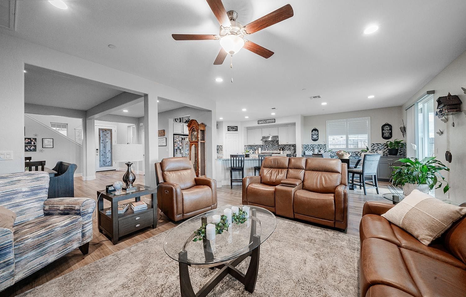 928 Skansen St Kingsburg, CA 93631 - Thumbnail 4