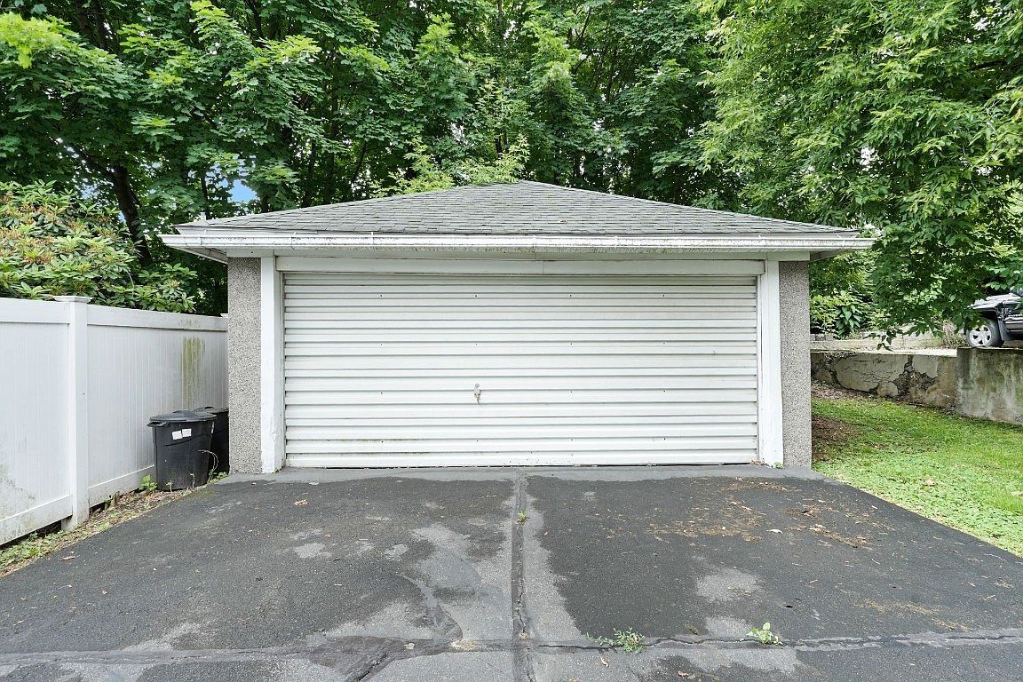 69 Colfax Ave Binghamton, NY 13905 - Thumbnail 4