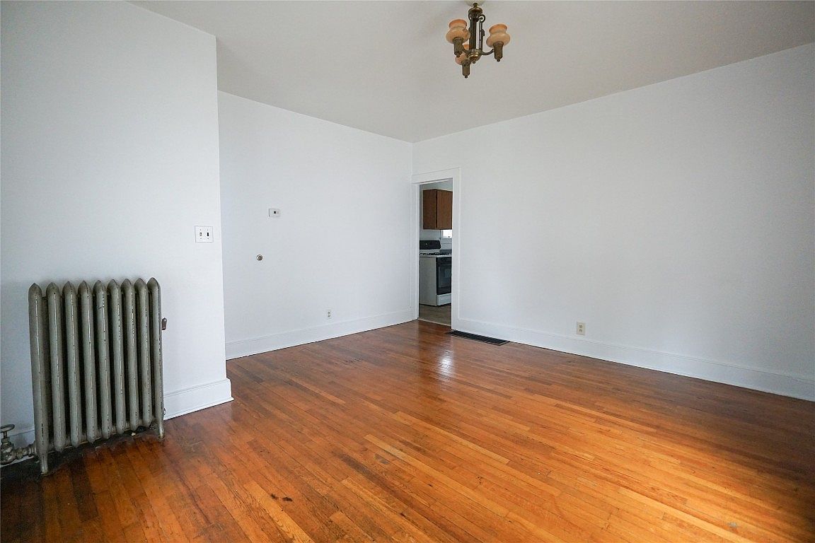 36 Adams St Binghamton, NY 13905 - Thumbnail 4