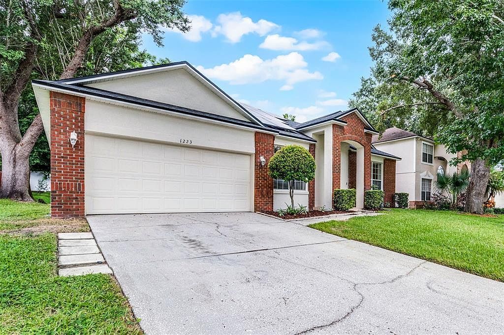 1223 Vickers Lake Dr Ocoee, FL 34761 - Thumbnail 4