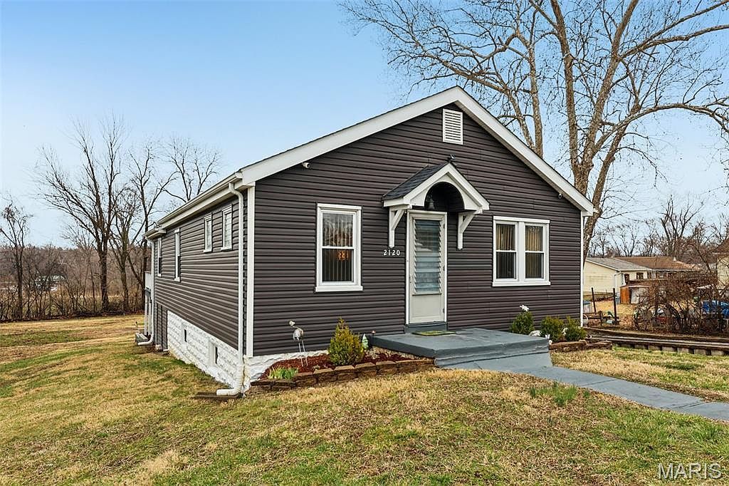 2120 Starling Airport Rd Arnold, MO 63010 - Thumbnail 4