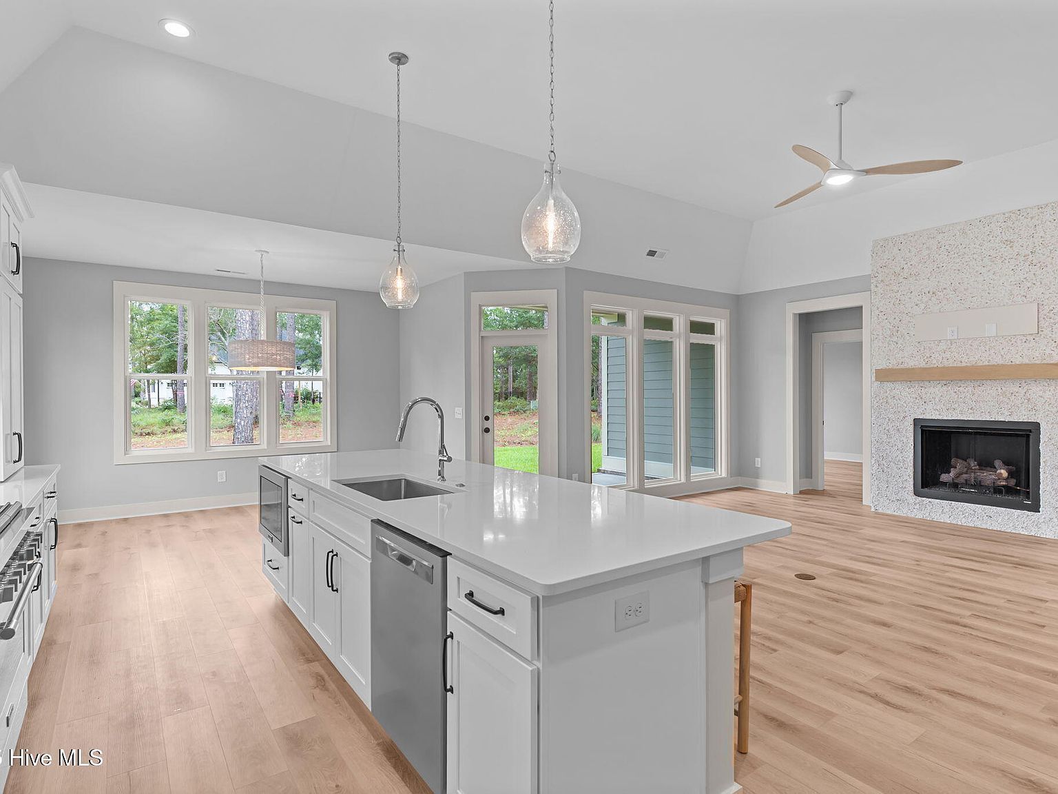 685 Breezewood Dr SE Bolivia, NC 28422 - Thumbnail 4