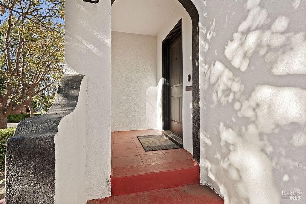 15 Saint Francis Dr Vallejo, CA 94590 - Thumbnail 4