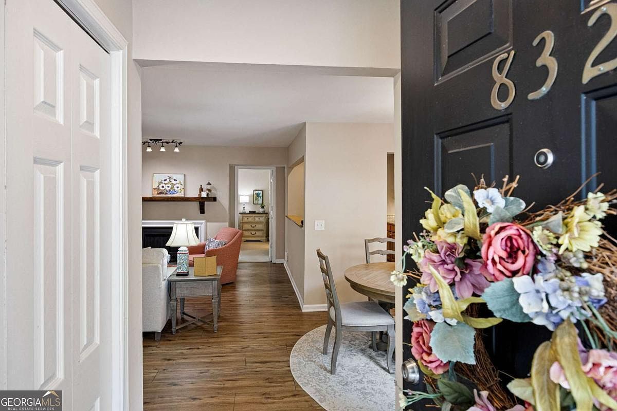 832 Cannon Run Marietta, GA 30064 - Thumbnail 4