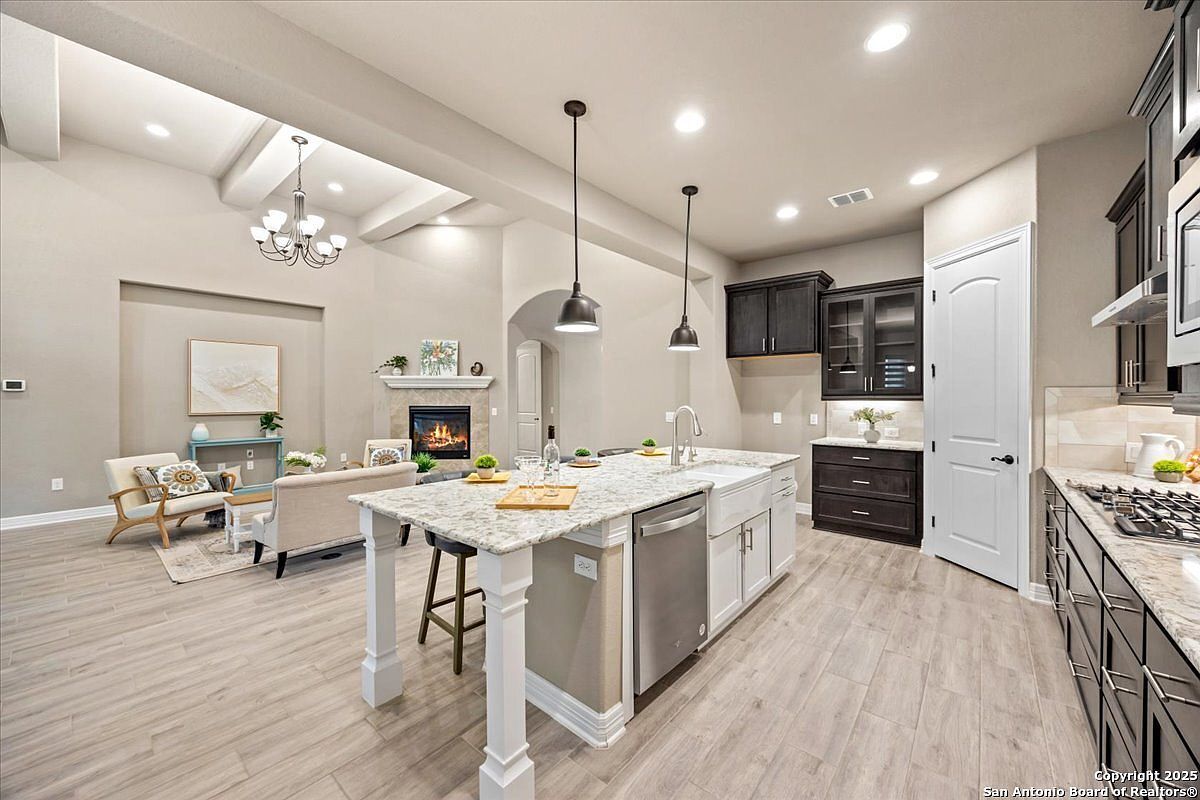 1622 Buttonwood San Antonio, TX 78260 - Thumbnail 4