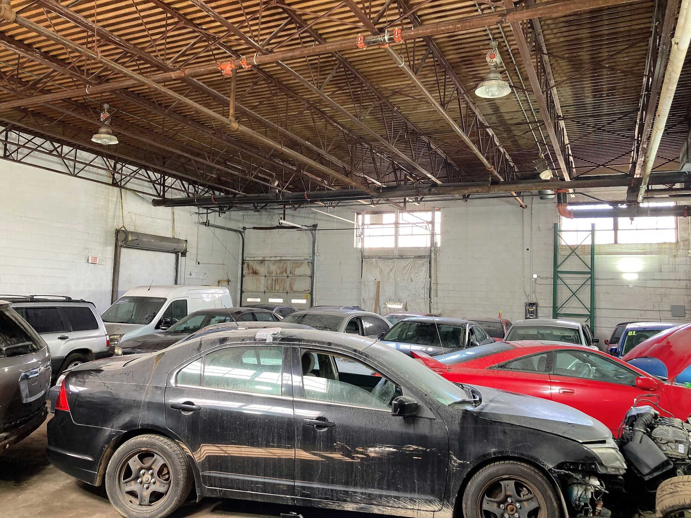 3901 West Rohr Avenue, Milwaukee, WI, USA, 53209 - Thumbnail 5