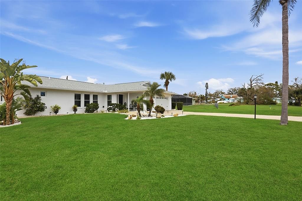 514 Palm Ave Nokomis, FL 34275 - Thumbnail 4