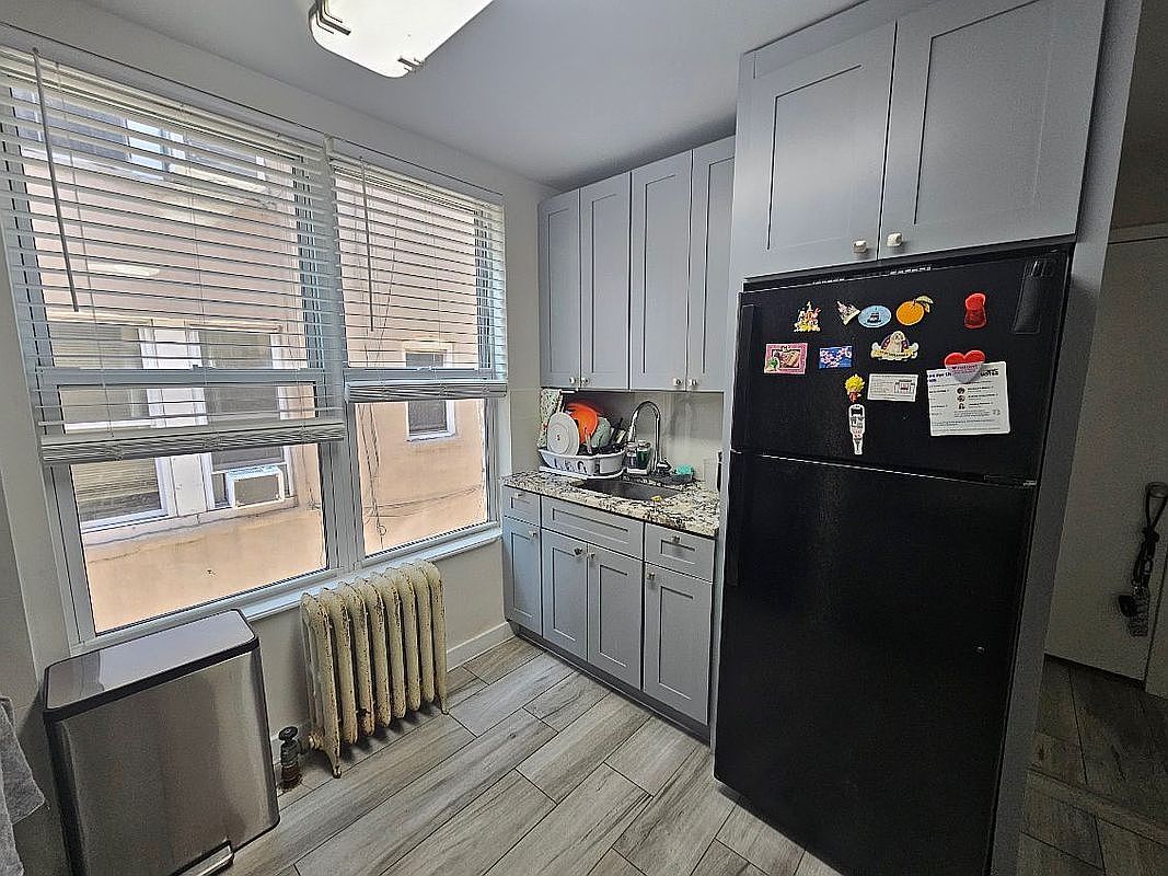 4332 40th St Sunnyside, NY 11104 - Thumbnail 4