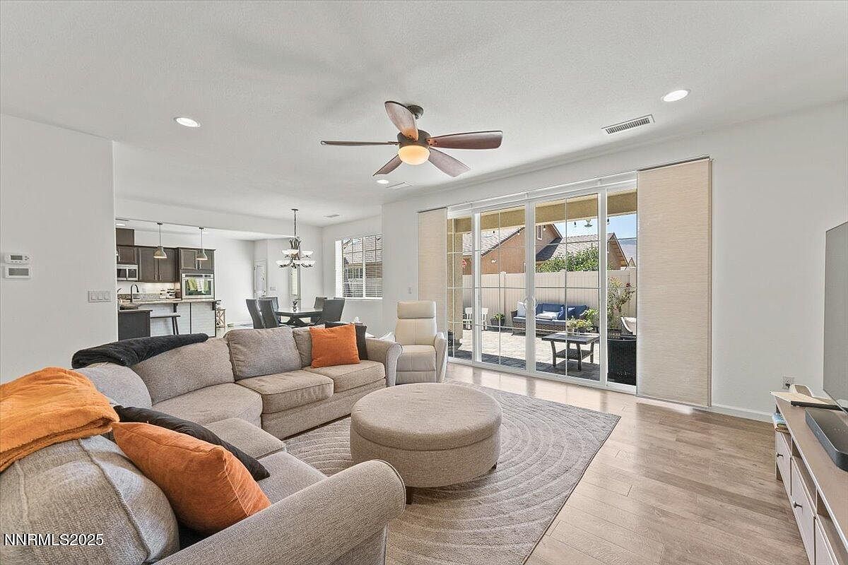 9620 Jessica Ct Reno, NV 89521 - Thumbnail 4