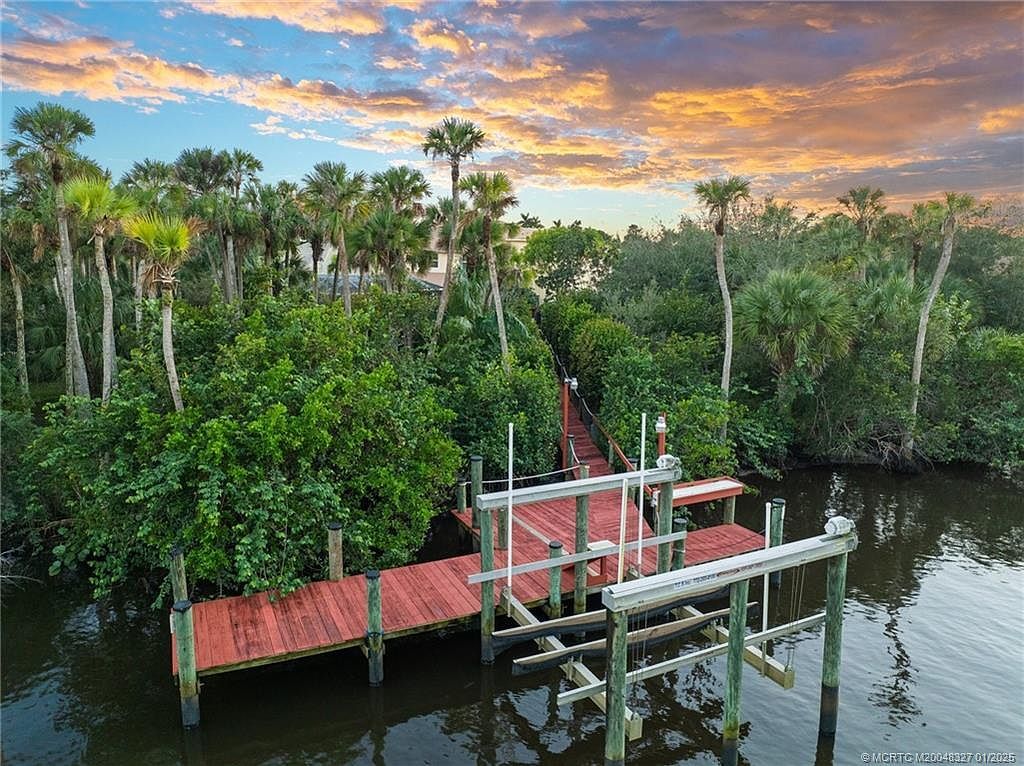 299 SW Lost River Rd Stuart, FL 34997 - Thumbnail 4