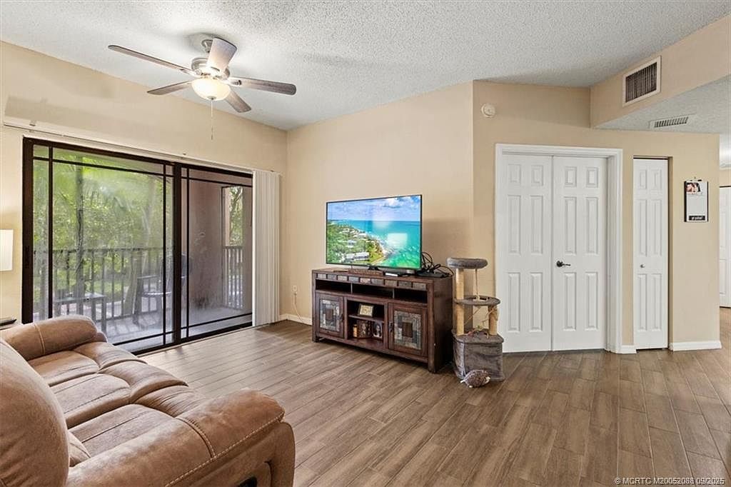 3023 Alcazar Pl APT 201 Palm Beach Gardens, FL 33410 - Thumbnail 4