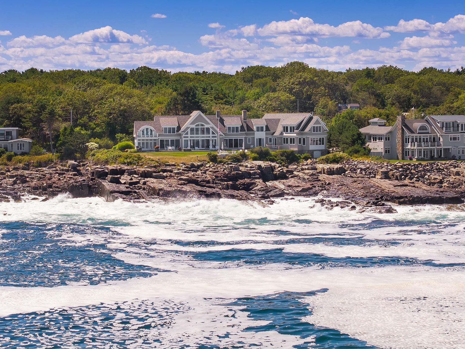 113 Bald Head Cliff Rd Cape Neddick, ME 03902 - Thumbnail 4