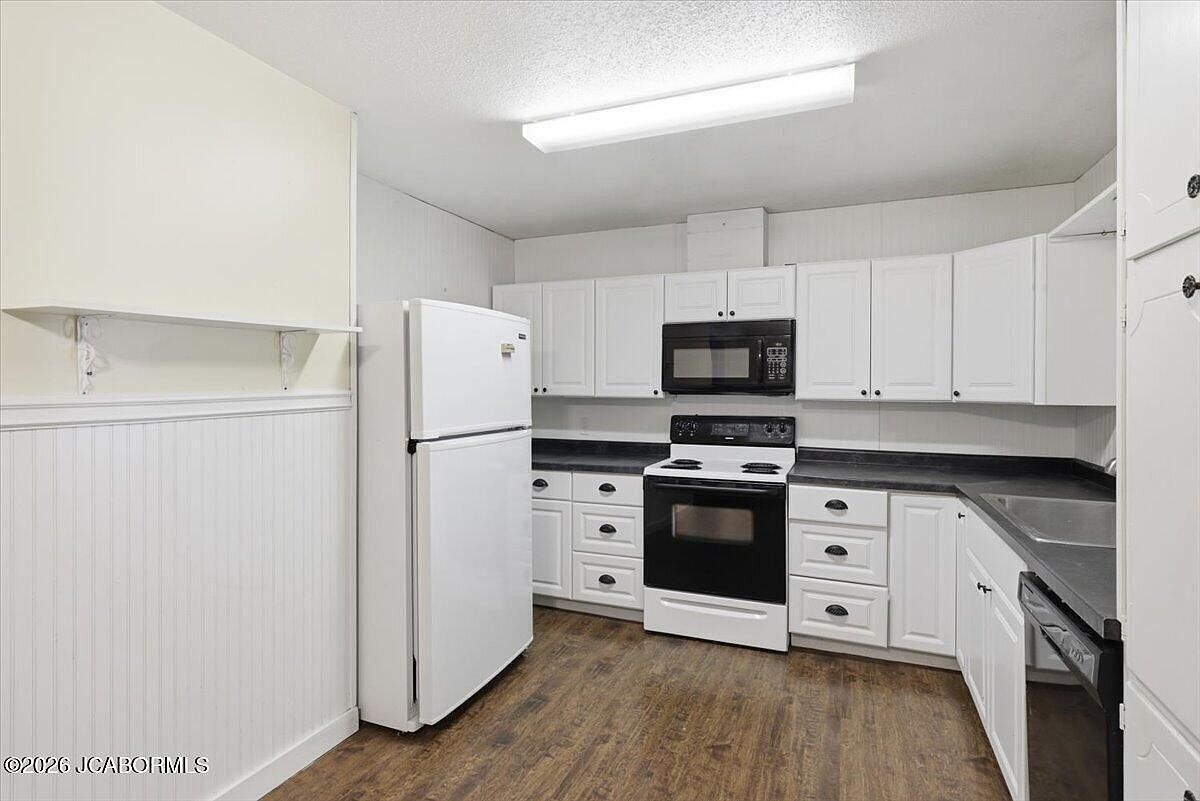 101 W Haynes St Eldon, MO 65026 - Thumbnail 4