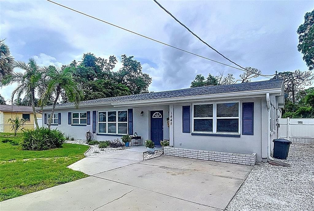 1445 Coburn Dr Tarpon Springs, FL 34689 - Thumbnail 4