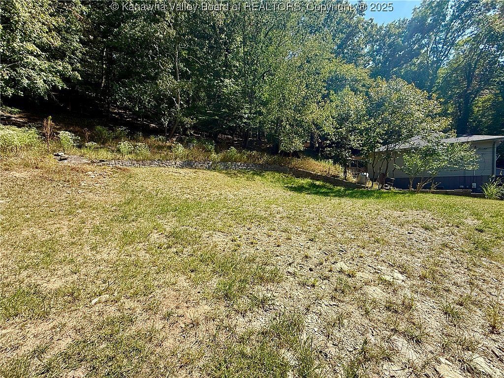 2511 Woodland Ave SW, South Charleston, WV, 25303 - Thumbnail 4