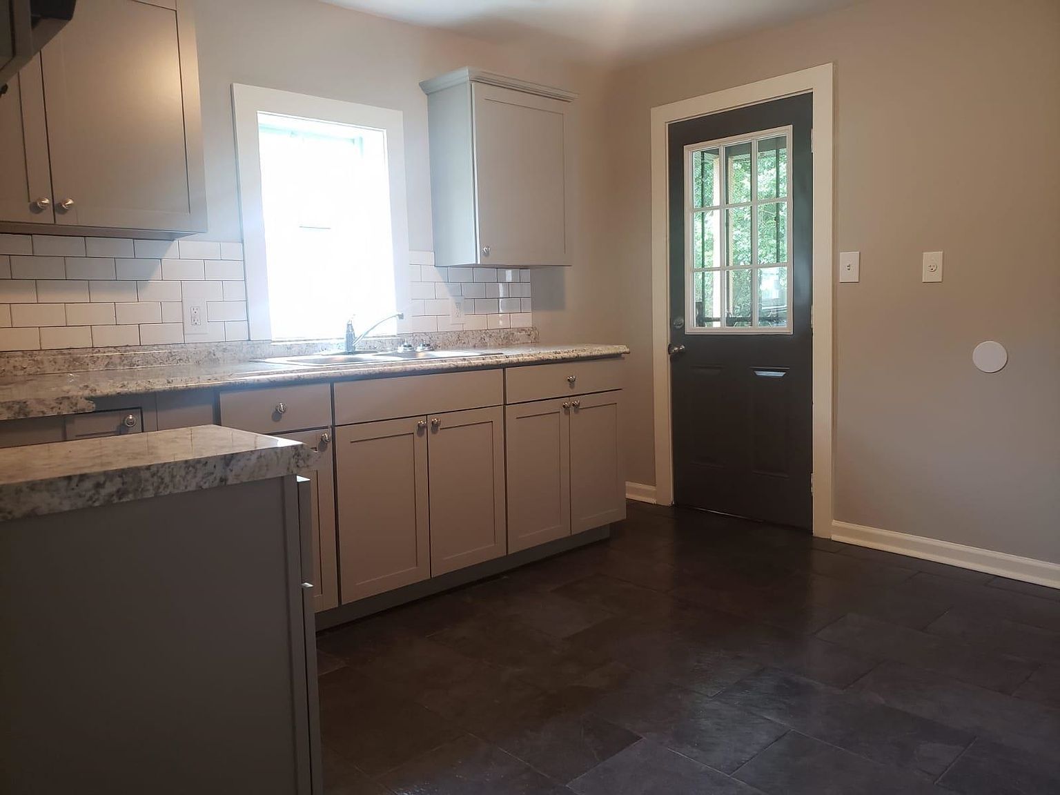 1079 Tunstall St Memphis, TN 38114 - Thumbnail 4