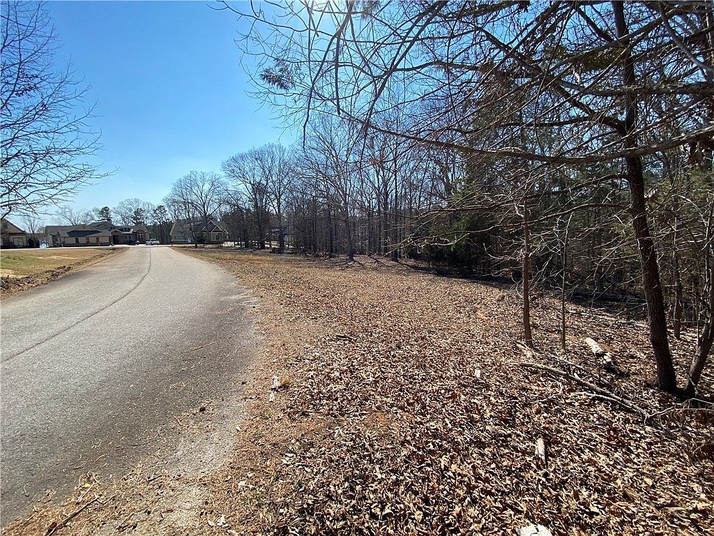 6 Majestic Shores Rd Hartwell, GA 30643 - Thumbnail 4