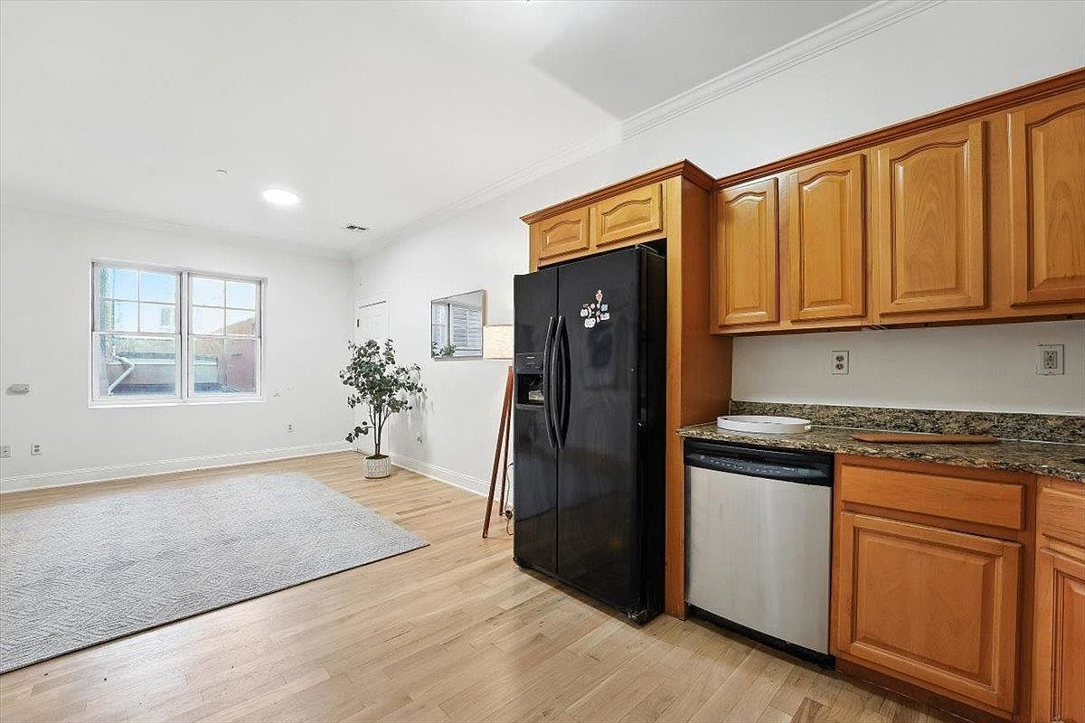 85 Broadway APT 1E Jersey City, NJ 07306 - Thumbnail 4