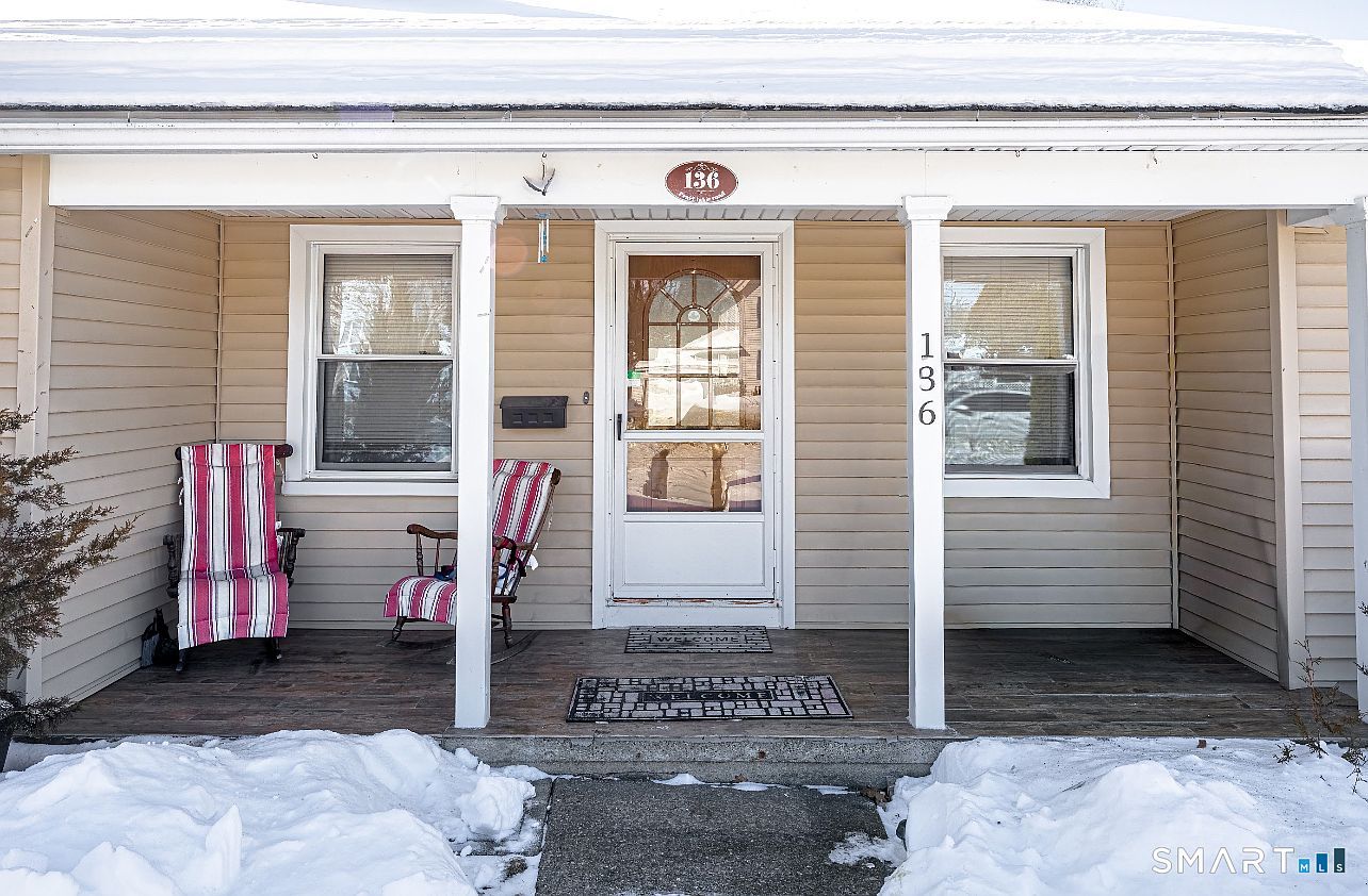 136 Pearl Lake Rd Waterbury, CT 06706 - Thumbnail 4