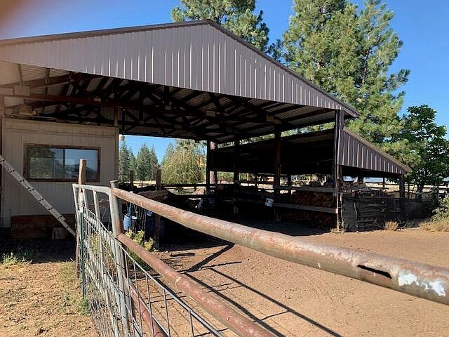 41195 Brown Rd Fall River Mills, CA 96028 - Thumbnail 4