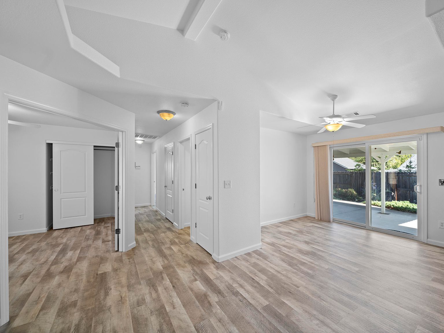 4399 Newbury Ct Shasta Lake, CA 96019 - Thumbnail 4