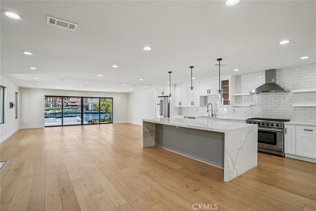 21922 Erie Ln Lake Forest, CA 92630 - Thumbnail 4