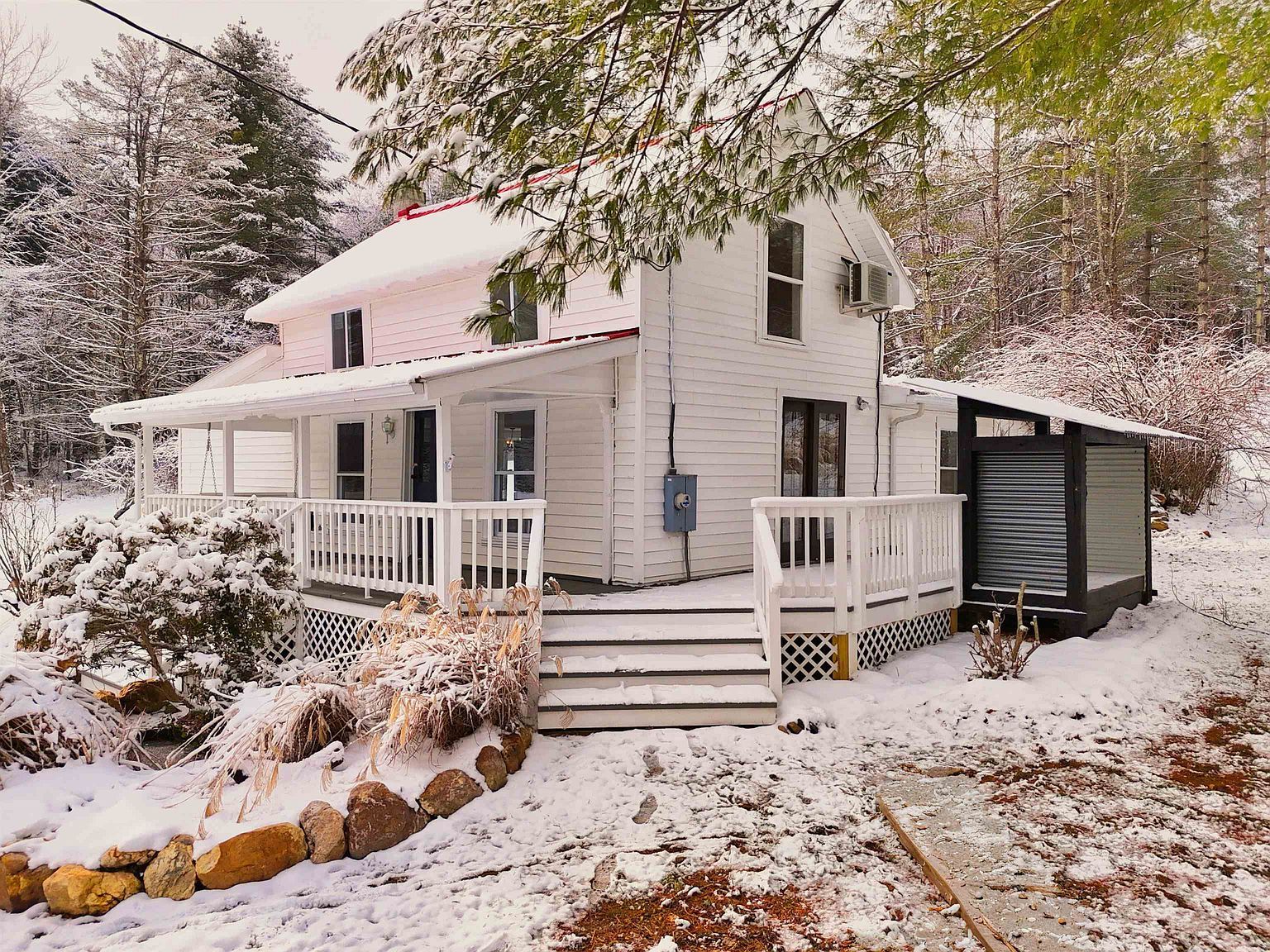 466 Dogwood Ln SW Willis, VA 24380 - Thumbnail 4