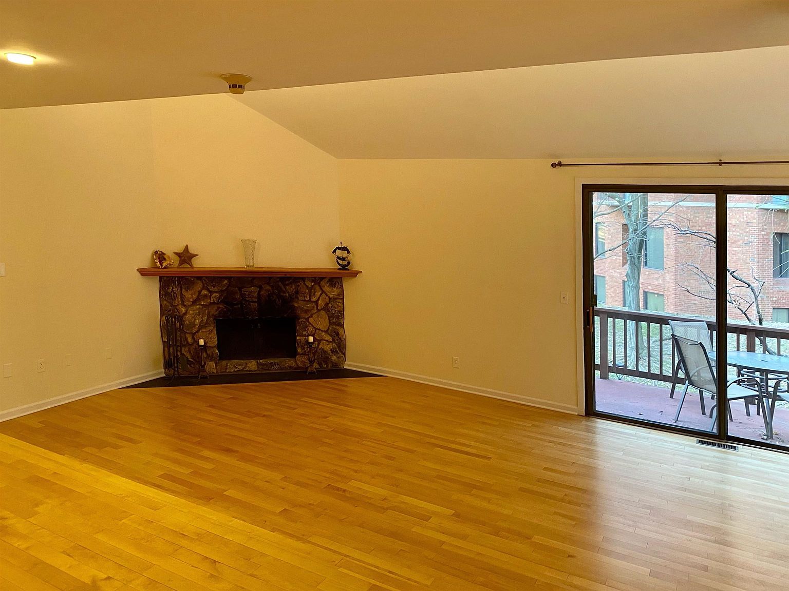 624 Sanderling Ct Secaucus, NJ 07094 - Thumbnail 4