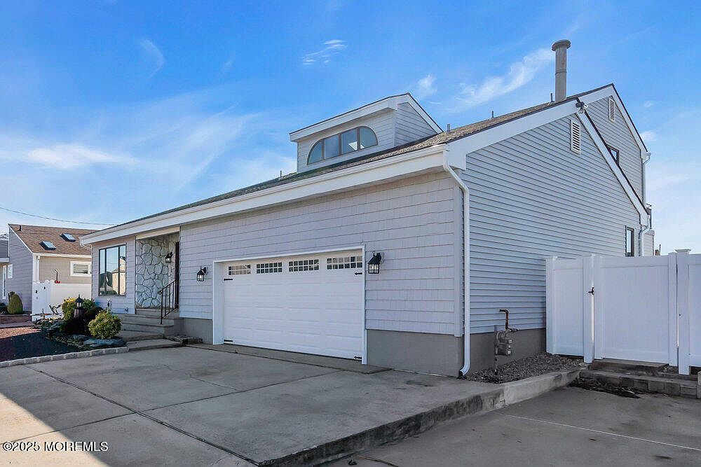 596 Baron St Toms River, NJ 08753 - Thumbnail 4