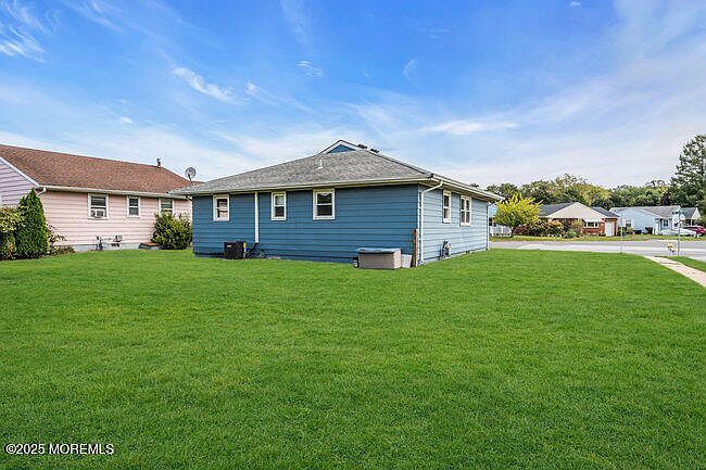 74 Fox Glove Run Toms River, NJ 08755 - Thumbnail 4