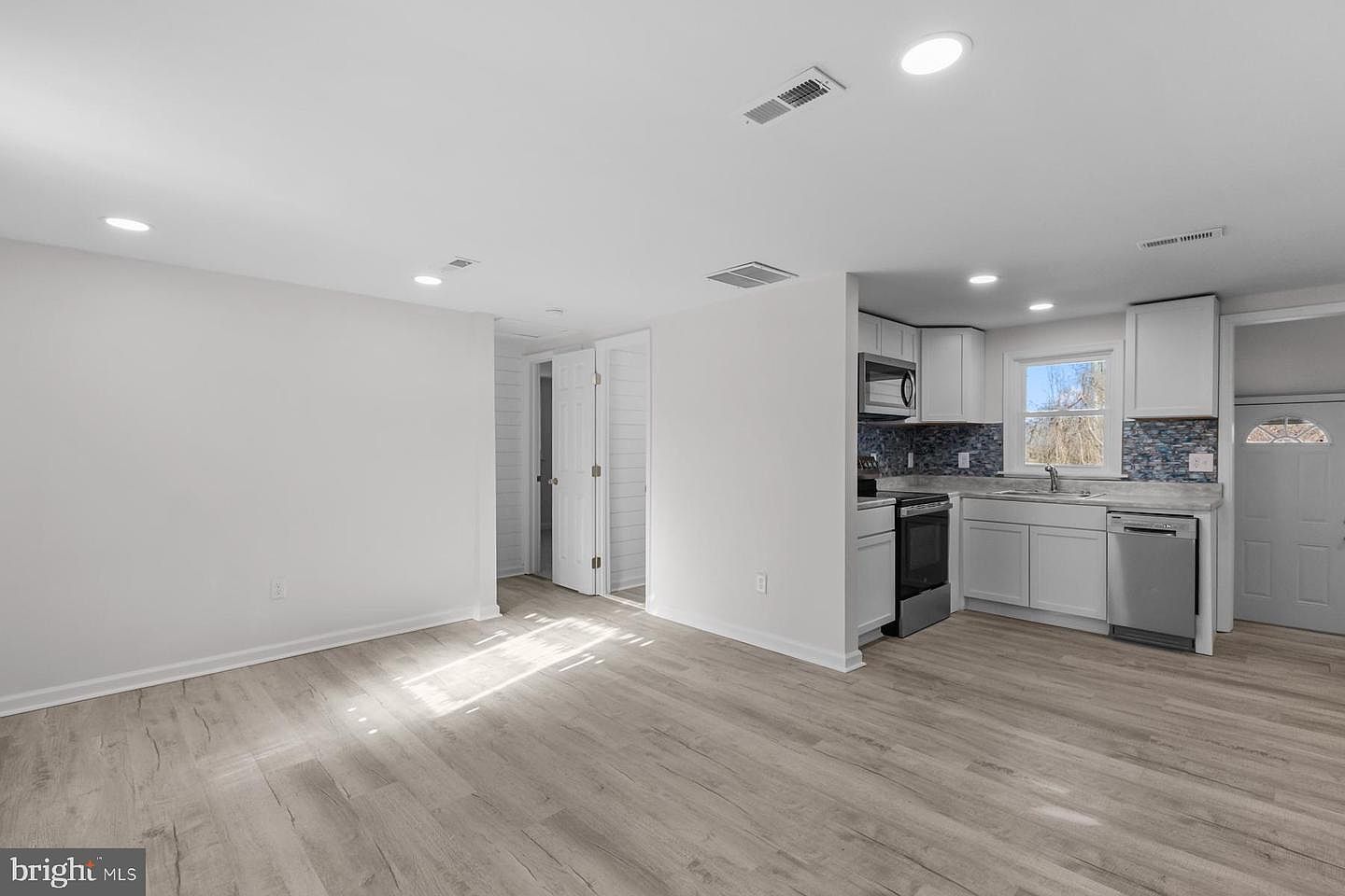 405 Park Ln Laurel, DE 19956 - Thumbnail 4