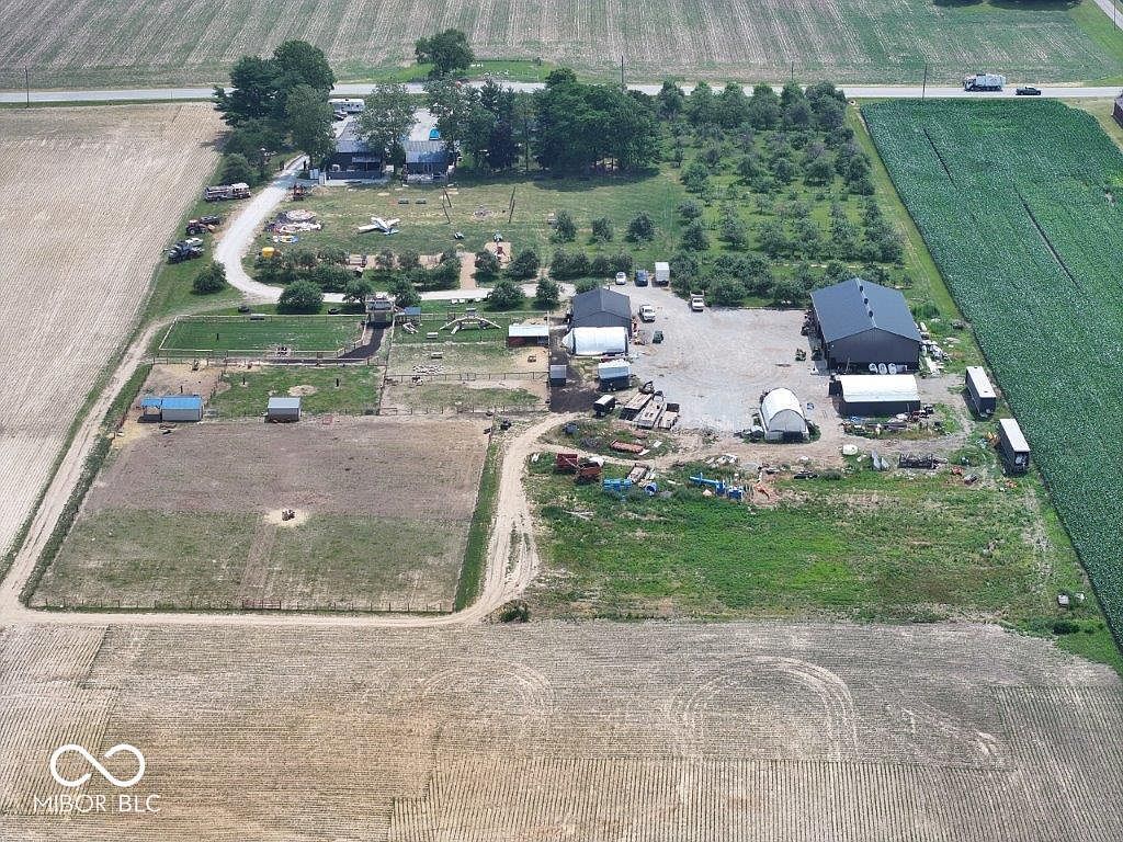 6397 S State Road 13 Pendleton, IN 46064 - Thumbnail 4