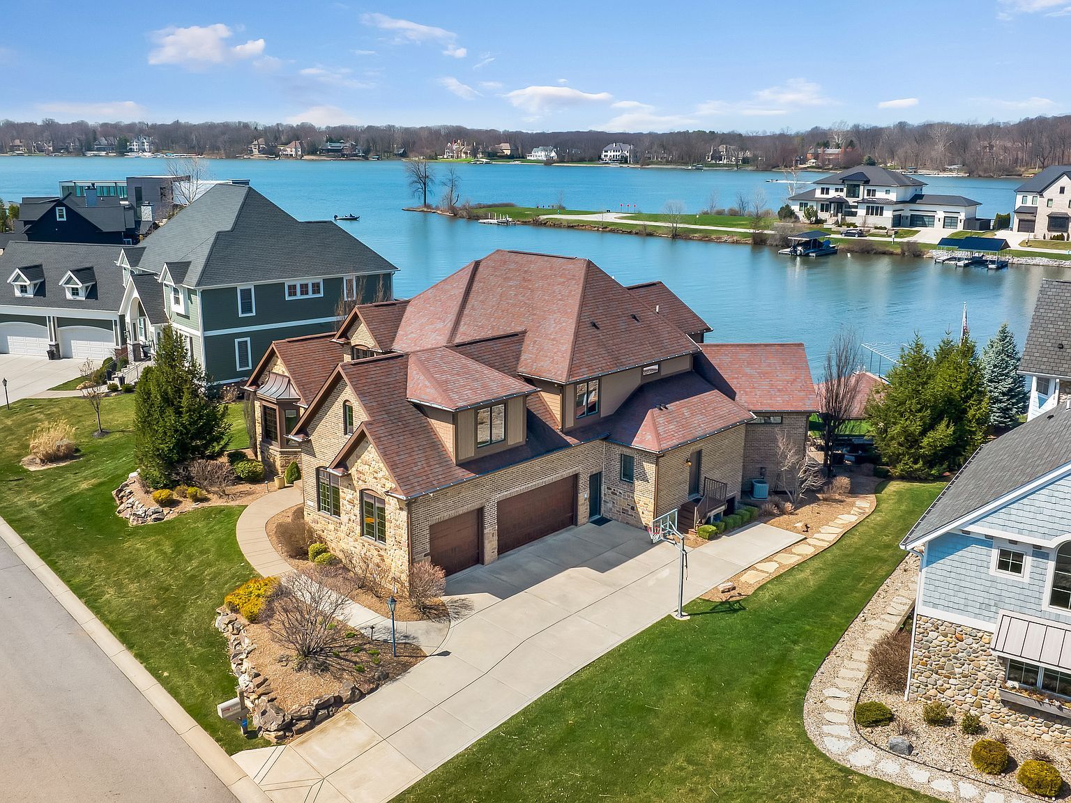 13400 Cambridge Cove Way McCordsville, IN 46055 - Thumbnail 4