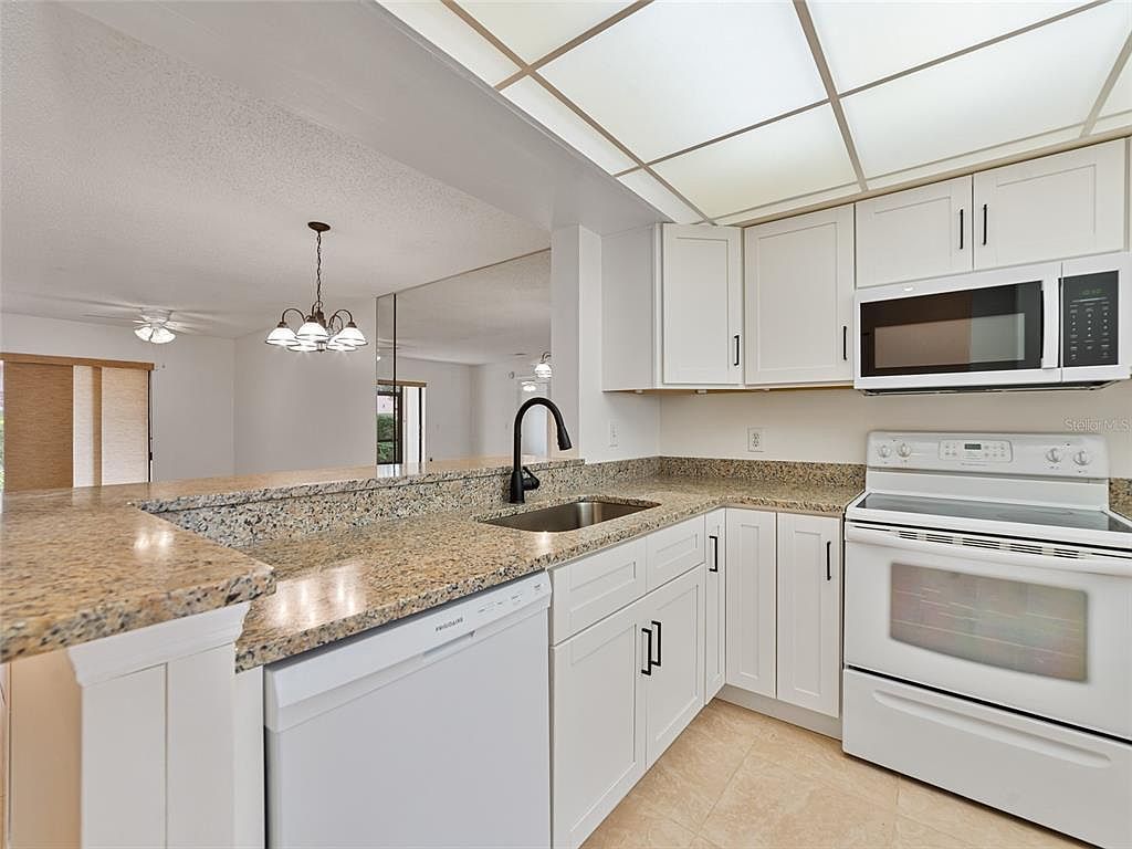 316 Kelsey Way #316 Sun City Center, FL 33573 - Thumbnail 4