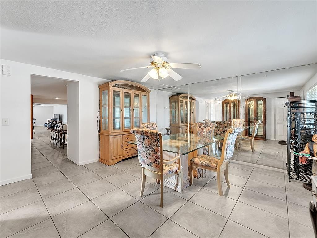 3509 King George Ln Seffner, FL 33584 - Thumbnail 4