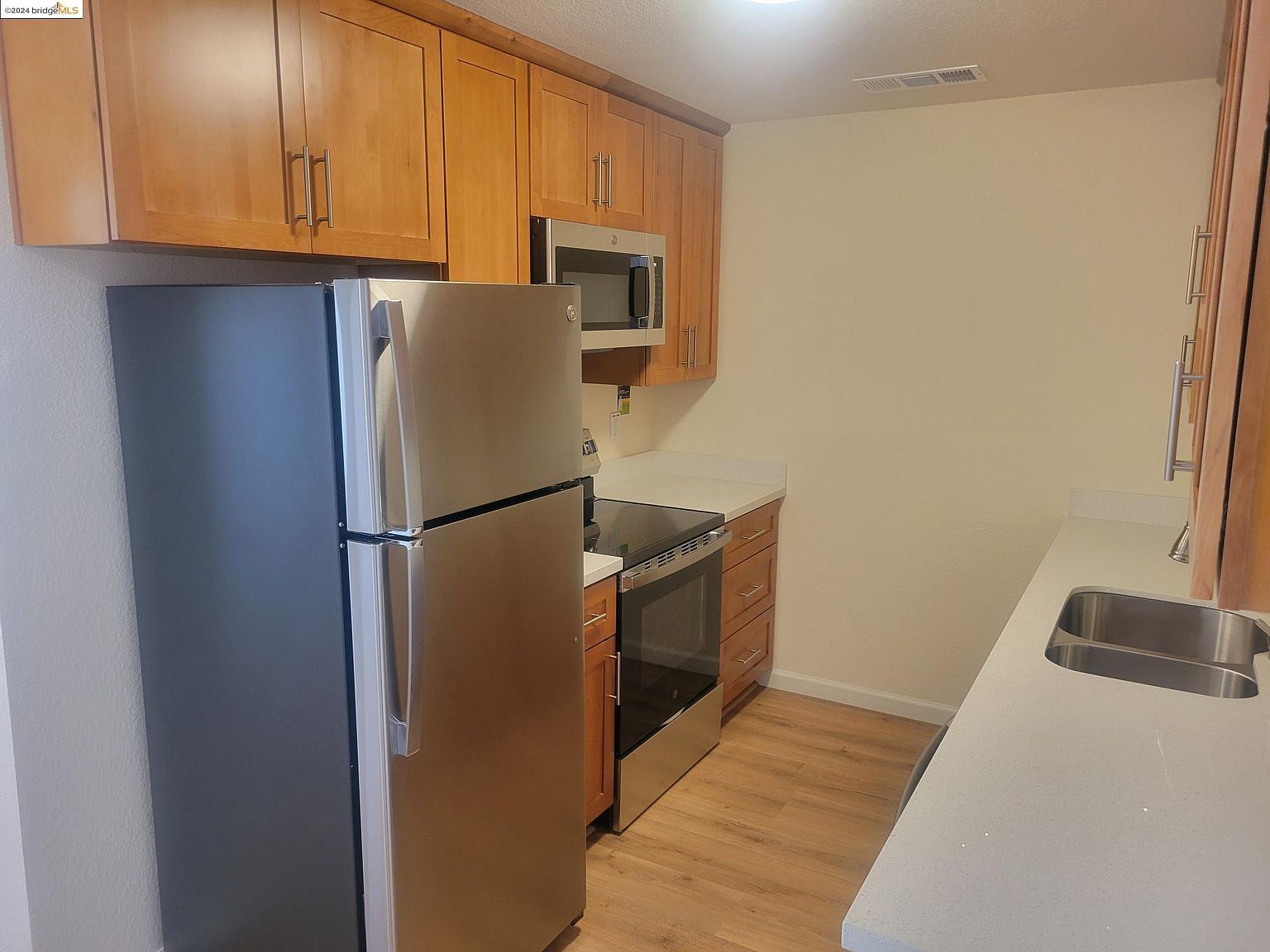 5050 Valley Crest Dr APT 67 Concord, CA 94521 - Thumbnail 4